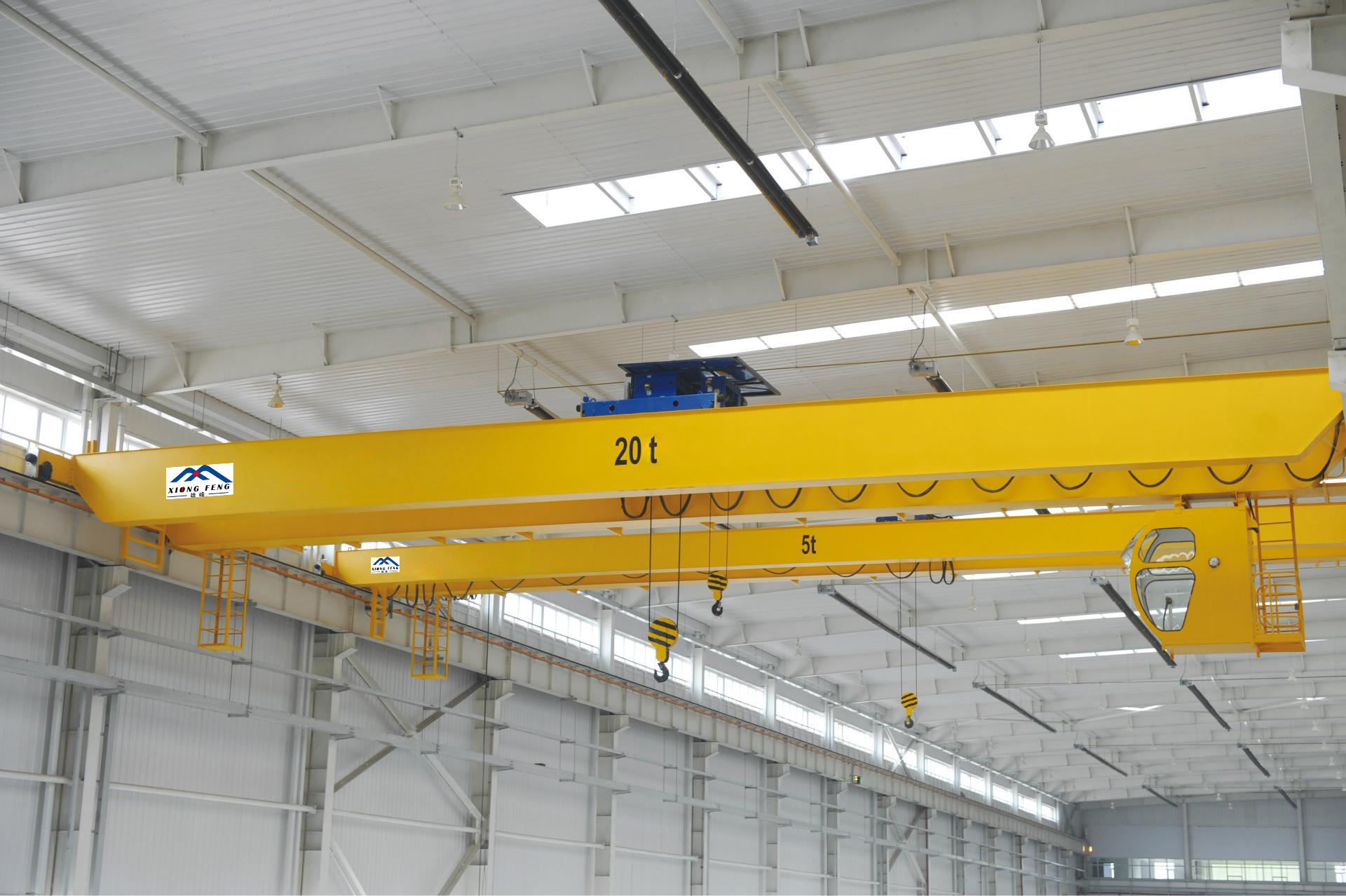 雄峰QD20t-16.5m雙梁橋式起重機(jī)